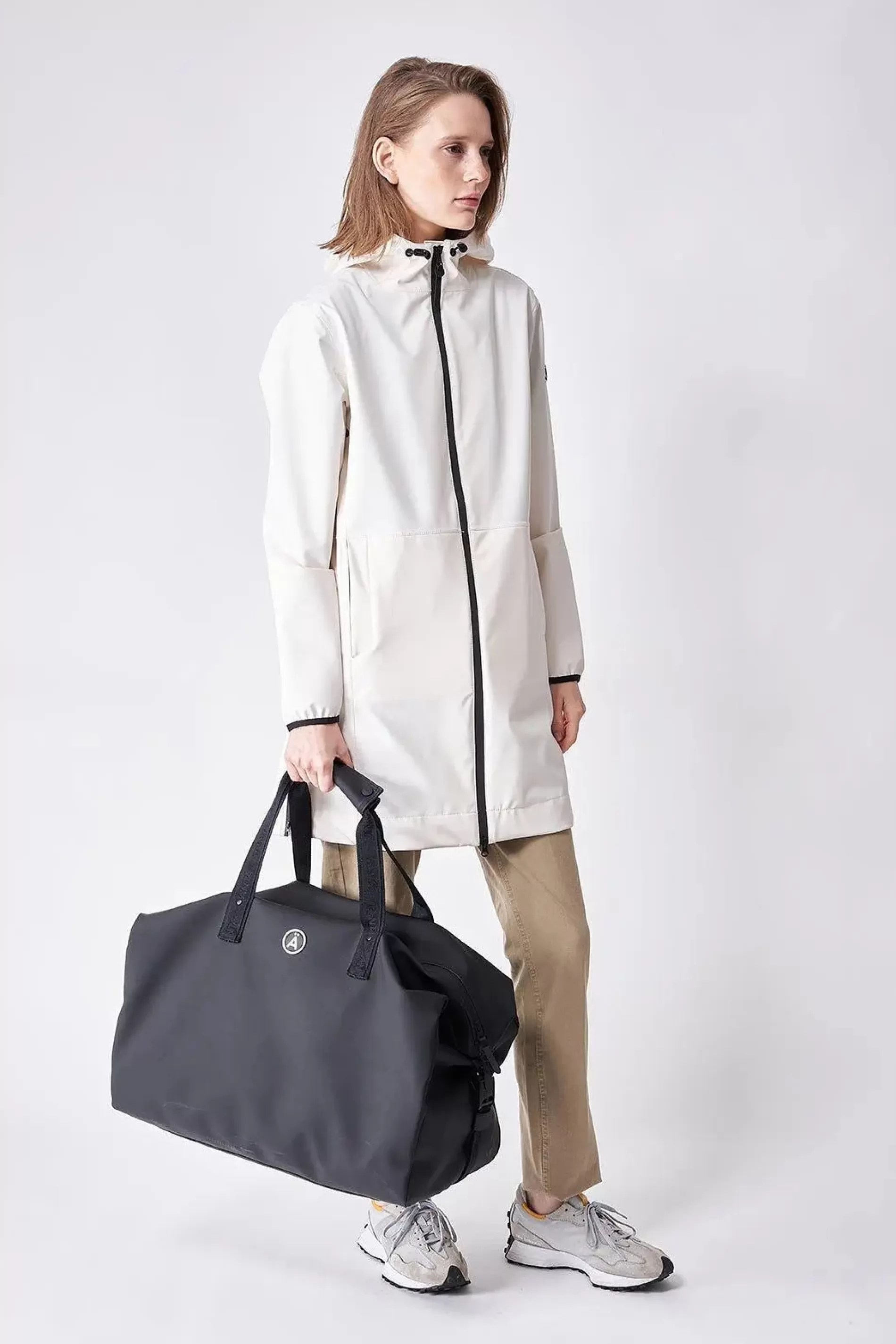 Tantä Asuman Black^ Voyage