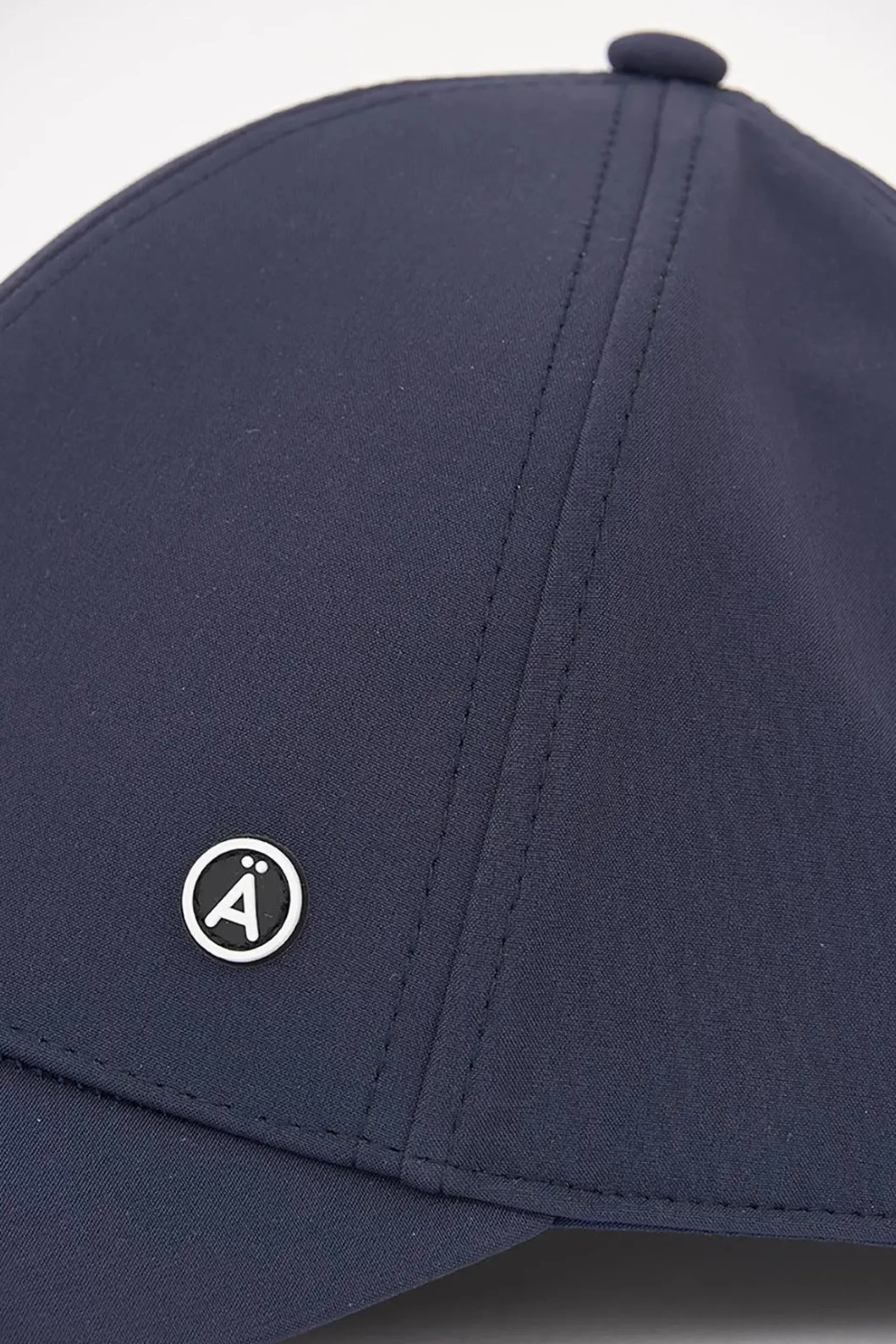 Tantä Ulan Navy^ Caps